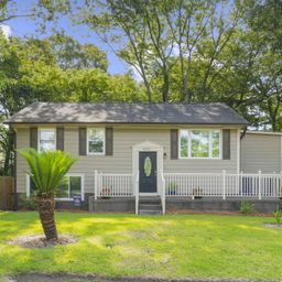 1811 Manigault Place