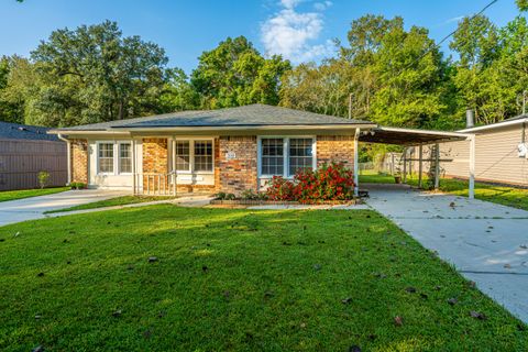 310 Sprucewood Drive