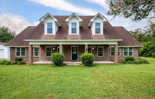 142 Cloverleaf Drive