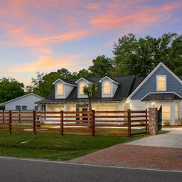 3257 Pinewood Drive