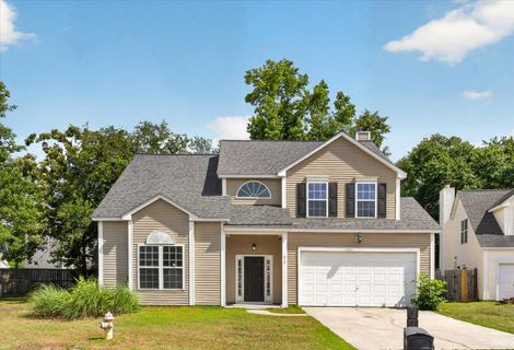 215 Evesham Drive active home in Gahagan Plantation, Summerville, SC