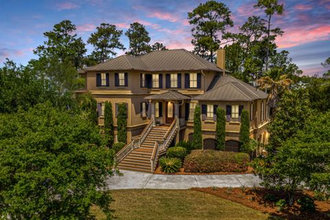 1937 N Creek Drive