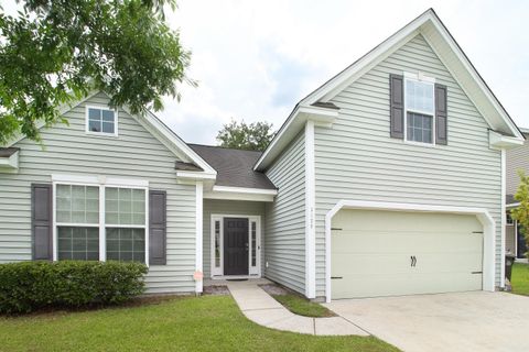 7677 Eagle Lake Road active home in Brookdale, North Charleston, SC