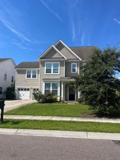 1150 Moss Grove Drive active home in Moss Grove Plantation, Moncks Corner, SC