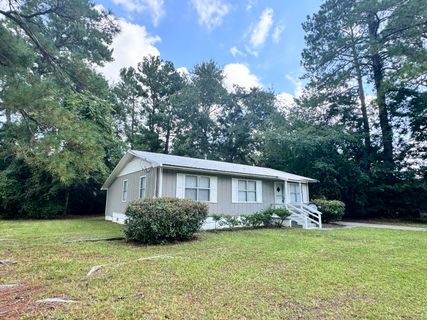 313 Pine Needle Road active home in Green Park, Walterboro, SC