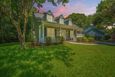 2717 Merwether Lane