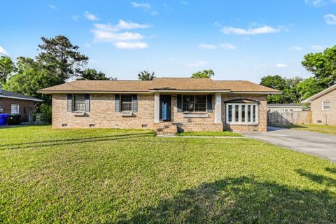 18 Ophir Drive
