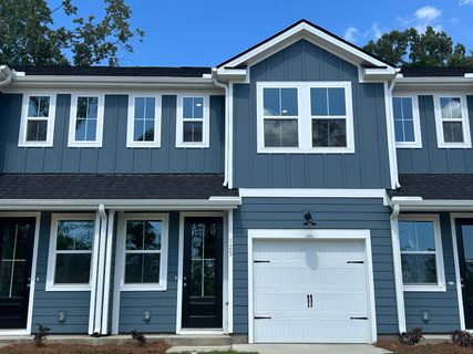 123 Berry Shoals Drive pending home in Windward Village, Summerville, SC