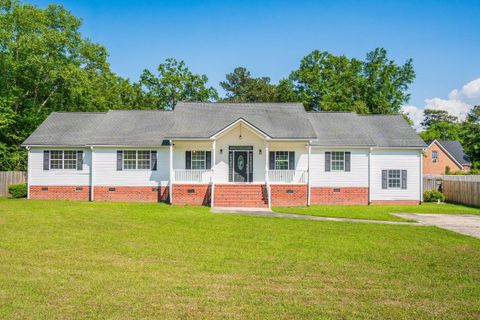 1004 Magnolia Lane