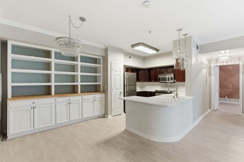 700 Daniel Ellis Drive Apt 8106