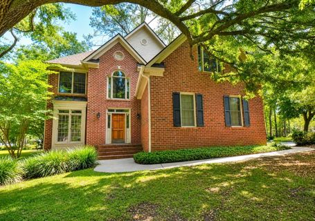 101 Riverwood Lane