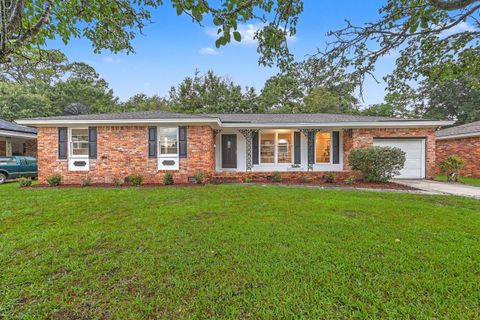 1234 Woodside Drive