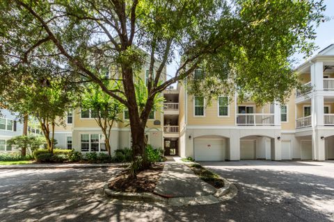 60 Fenwick Hall Allee 227