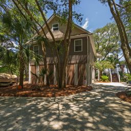 8840 Marsh Aire Lane