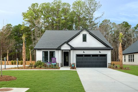 224 Creek Pointe Drive active home in Creek Pointe, Moncks Corner, SC