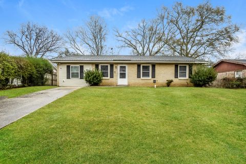6 Middlesex Avenue