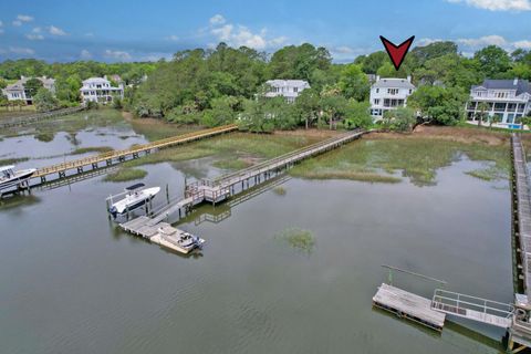 2254 Beckenham Drive active home in Park West, Mount Pleasant, SC