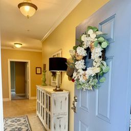 1096 Bridgeview Lane A204