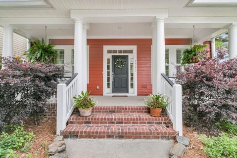 1747 Manassas Drive