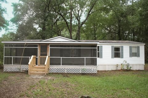 745 Rio Vista Lane
