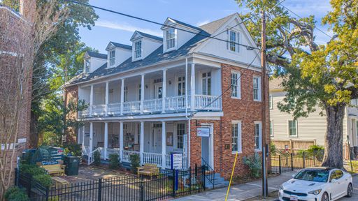 79 America Street