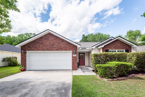234 Everwood Court