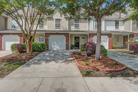 8674 Grassy Oak Trail active home in Coosaw Commons, North Charleston, SC