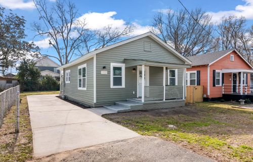 1905 English Street
