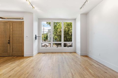247 Rutledge Avenue A active home in Elliotborough, Charleston, SC