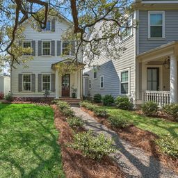 1034 Avenue Of Oaks