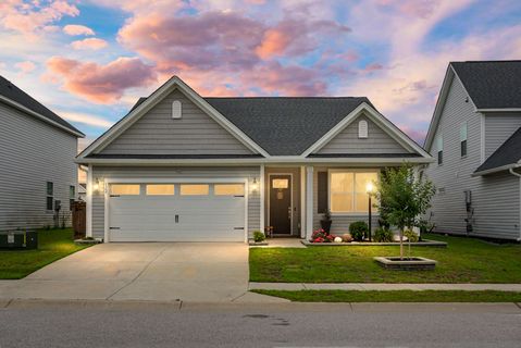 122 Long Trail Way
