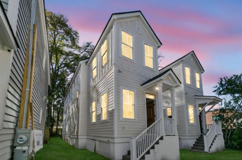 9 Lapp S Court active home in Eastside, Charleston, SC