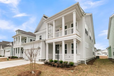 774 Maynard Lane