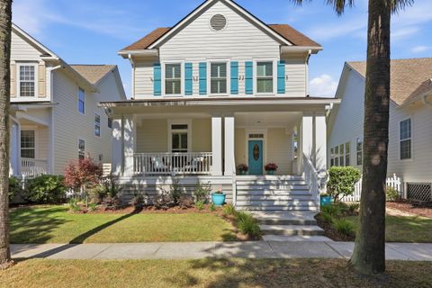 114 Etiwan Park Street active home in Daniel Island, Charleston, SC