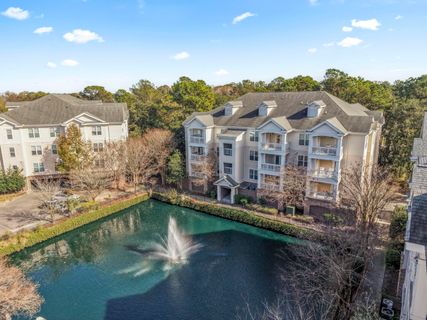 2244 Ashley Crossing Drive 525