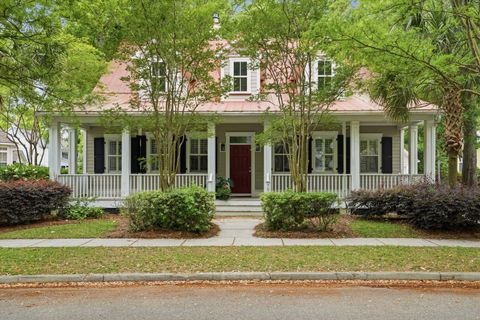 7021 Schooner Street active home in Daniel Island, Charleston, SC