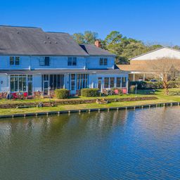 205 Woodlake Drive