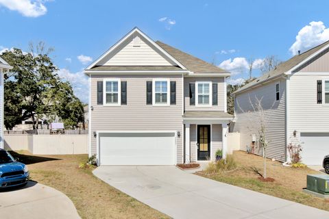 3889 Sawmill Court