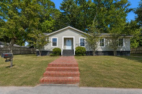 1006 Fiall Street active home in Maryville, Charleston, SC