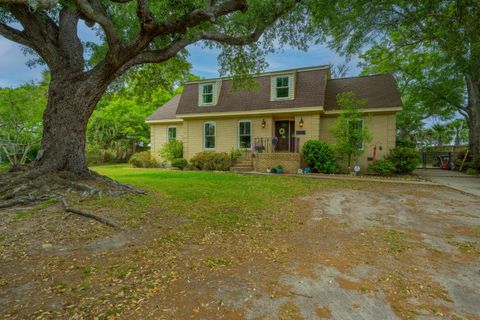 1614 Oak Island Drive Drive