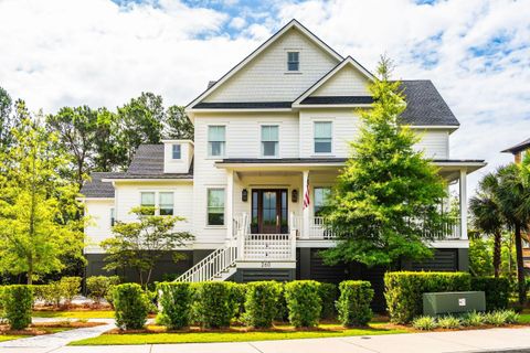 260 Island Park Drive active home in Daniel Island Park, Daniel Island, SC