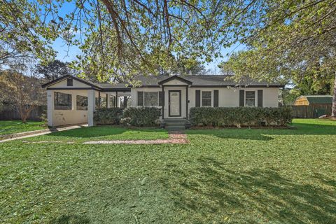 115 Marilyn Street