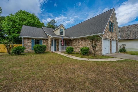 99 Northpark Avenue active home in Summer Ridge, Summerville, SC