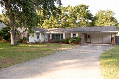 1203 Calais Drive active home in Heritage, Mount Pleasant, SC