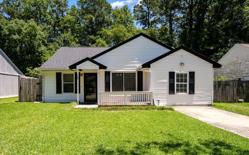 198 Mickler Drive active home in Moss Point, Ladson, SC