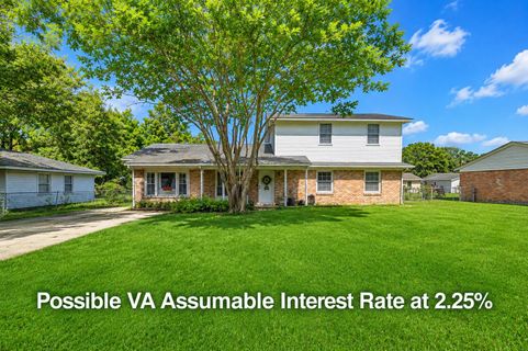 136 Blossom Street