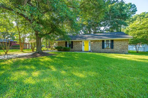 307 Umbria Drive
