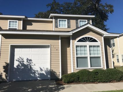 117 Spanish Oaks Lane