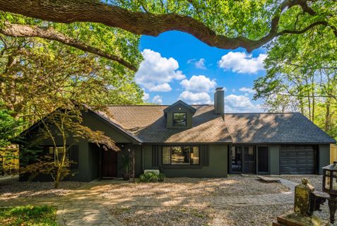 2227 Woodland Shores Road