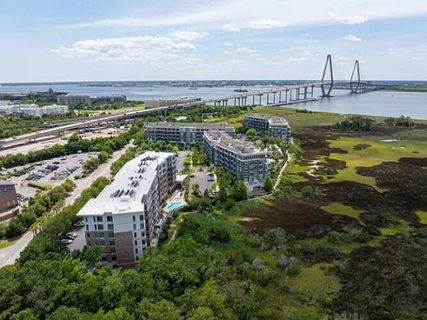 155 Wingo Way 422 active home in Tides IV Condominiums, Mount Pleasant, SC